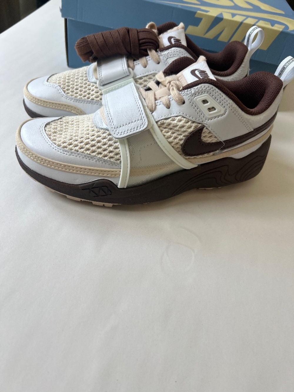 Nike Zoom Field Jaxx Travis Scott Light Chocolate - NEW, Women's Size 7